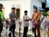 Babinsa Koramil 01/Sukajaya Dampingi Penyaluran Bantuan Kipas Angin