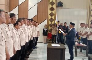 Abu Razak Lantik Pengurus KONI Aceh Besar