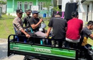 Babinsa Koramil 01)Sukajaya Bersama Bhabinkamtibmas Dampingi Pj. Keuchik Berikan Himbauan Penertiban Hewan Ternak di Gampong Anoi Itam