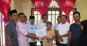 Donasi Terkumpul dari Para Dermawan, MPP Pijay Serahkan Kepada Bocah Bandar Dua yang Sedang Sakit Bocor Ginjal