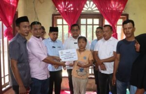 Donasi Terkumpul dari Para Dermawan, MPP Pijay Serahkan Kepada Bocah Bandar Dua yang Sedang Sakit Bocor Ginjal