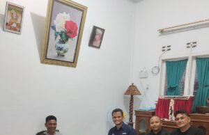 “Pengurus SPS Aceh Semangati Muslem”, Wartawan MEDIANAD yang Alami Kecelakaan Tabrak Lari