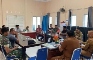 Babinsa Koramil 01/Sukajaya Hadiri Kegiatan Mediasi Permasalahan Batas Tanah Gampong Anoi Itam