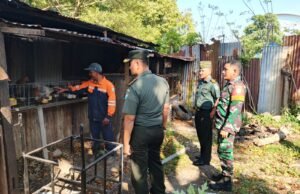 Babinsa Koramil 02/Sukakarya Dampingi Dandim Kunjungi Peternakan Ayam Petelur Warga di Gampong Kuta Barat