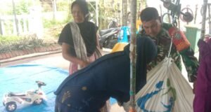 Babinsa Koramil 01/Sukajaya Dampingi Kegiatan Posyandu Merpati Gampong Balohan