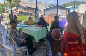 Babinsa dan Bhabinkamtibmas Dampingi Kegiatan Posyandu Lansia di Gampong Kuta Timu