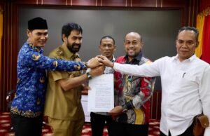 Gubernur Muzakir Manaf Tunjuk Fadhil Ilyas Sebagai Plt Dirut Bank Aceh