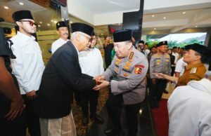 Kapolri Muhibbah Dan Jalin Silaturahmi dengan Tokoh Ulama Ke Jateng