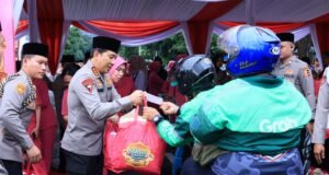 Wakapolri Hadiri Bazar Presisi dan Baksos di Lapangan Bhayangkara