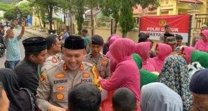 ” Semangat Kebersamaan, ” Kapolres Sabang dan Dandim 0112/Sabang Berbagi Takjil Pada Penghujung Ramadhan