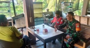 Babinsa Serka Insarlin Ajak Warga Aneuk Laot Jaga Keamanan Desa Binaan