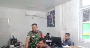 Babinsa Koramil 02 Sukakarya Laksanakan Puldata Demografi Bersama Perangkat Gampong