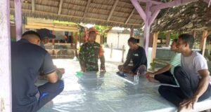 Babinsa Koramil 01 Sukajaya Jalin Komunikasi Sosial dan Silaturahmi dengan Warga