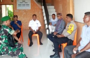 Babinsa dan Bhabinkamtibmas Hadiri Acara Peusijuek Kantor BUMG Gampong Cot Ba’U