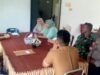 Babinsa 04 Gampong Krueng Raya Hadiri Rapat Gerakan Bersama Cegah Stunting di Kantor Keuchik