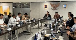 Gubernur Aceh Muzakkir Manaf, Kepala Daerah Pertama di Terima AHY