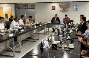 Gubernur Aceh Muzakkir Manaf, Kepala Daerah Pertama di Terima AHY