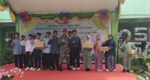 Babinsa Koramil 02/Sukakarya Hadiri Pelepasan Siswa dan Pentas Seni SDN 1 Sabang