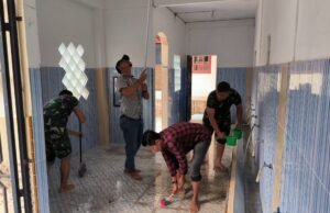 Kodim 0112/Sabang Gelar Aksi Bersih-bersih di Masjid Baburrahman Gampong Paya Seunara