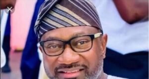 Femi Otedola (miliarder dari Nigeria) dalam sebuah wawancara telepon, ditanya oleh presenter radio, ini Jawabnya