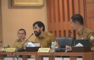 Mualem Pimpin Rapim, Dorong Percepatan Realisasi APBA 2025