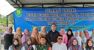 Dukung Kegiatan Desa Binaan, Babinsa Koramil 02/Sukakarya Hadiri Pelatihan Kader Posyandu