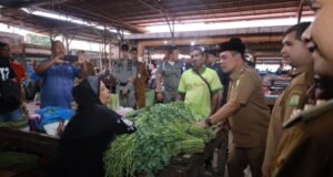 Bupati Aceh Besar Tinjau Pasar Induk Lambaro, Tegaskan Penataan dan Kebersihan Jadi Prioritas