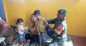 Babinsa Koramil 01/Sukajaya Gampong Cot Ba’U Dampingi Pelaksanaan Posyandu Balita di PUSTU Jurong Dapu Bata