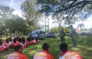 Babinsa Koramil 02/Sukakarya Berikan Motivasi Disiplin kepada Calon Anggota Paskibra 2025