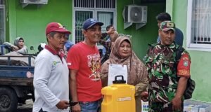 Babinsa Koramil 01/Sukajaya Dampingi Penyaluran Bantuan Tahap I untuk Kelompok Tani Balohan
