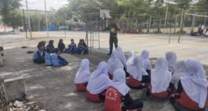Babinsa Koramil 02/Sukakarya Berikan Motivasi Siswa untuk Tingkatkan Prestasi Olahraga