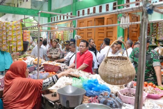 Wali Kota Sabang Tinjau Pasar Induk, Pastikan Harga Stabil dan Pedagang Nyaman Berjualan