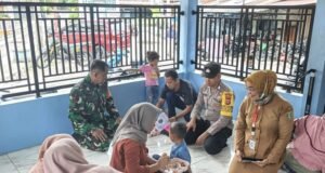 Babinsa Koramil 02/Sukakarya Aktif Kawal Program Percepatan Penurunan Stunting di Desa Binaan