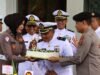 Dir Samapta Polda Aceh Serahkan Nasi Tumpeng Kepada Danlanal Sabang, Dalam Rangka Hut TNI KE-80