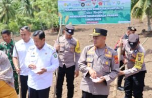 Polres Sabang Bersama Pemerintah dan Masyarakat Gelar Penanaman Jagung Serentak Kuartal IV
