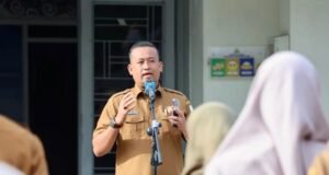 Sekdis Dinsos Aceh T.Chaidir Mengajak pegawai Untuk Aktif Membuat Conten Positif Di Media Sosial