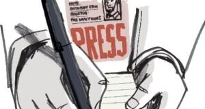 Fungsi Wartawan Secara Umum Mengumpulkan Data dan Menginformasikan Melalui Media