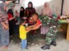 Babinsa Gampong Keuneukai Bersama Kader Posyandu Gelar Kegiatan Pemberian Makanan Tambahan Anak Stunting