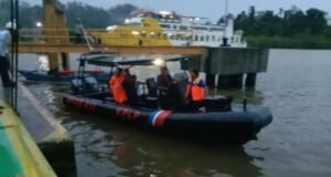 Belum di Temukan, Salah Seorang Pemuda Tabligh Lompat Ke Laut dari Roro AH 1 Ketika Hendak Pulang Ke Calang Aceh