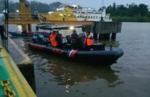 Belum di Temukan, Salah Seorang Pemuda Tabligh Lompat Ke Laut dari Roro AH 1 Ketika Hendak Pulang Ke Calang Aceh