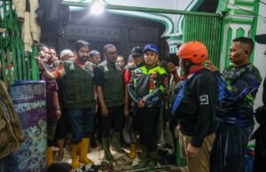 Gubernur Aceh Muzakir Manaf Tinjau Titik Pengungsi di Pidie