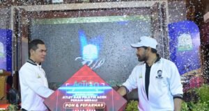 Malam Penganugrahan Atlet Berprestasi, Mualem Kenang Aburazak