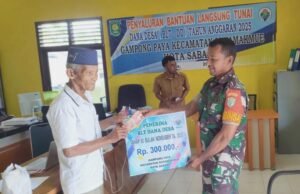 BLT-DD Tersalurkan, Babinsa Koramil 01/Sukajaya Pastikan Transparansi dan Ketertiban