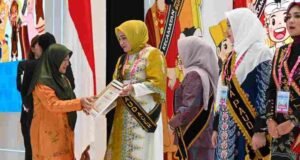 Marlina Muzakir Manaf Bunda PAUD Aceh Raih Penghargaan Nasional