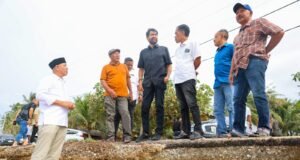 Gubernur Aceh Muzakir Manaf Meninjau Langsung Kondisi Abrasi Pemukiman Lhok Puuk Aceh Utara
