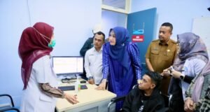 Kak Na Semangati Rahmat Akbar, Remaja Lumpuh Layu Asal Pulo Aceh