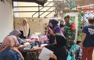 Babinsa Koramil 02/Sukakarya Dukung Kegiatan Posyandu Cegah Stunting di Gampong Kuta Barat