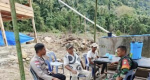 Melalui Komsos, Babinsa Paya Seunara Bangun Sinergi dengan Kelompok Tani
