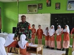 Berikan Wawasan Kebangsaan, Generasi Muda Harus Cinta NKRI, Pesan Babinsa Kuta Timu kepada Siswa SDN 3 Sabang