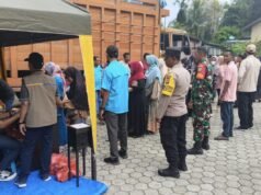 Pasar Murah Hadir di Aneuk Laot, Babinsa Koramil 02/Sukakarya Pastikan Kegiatan Berjalan Tertib dan Lancar